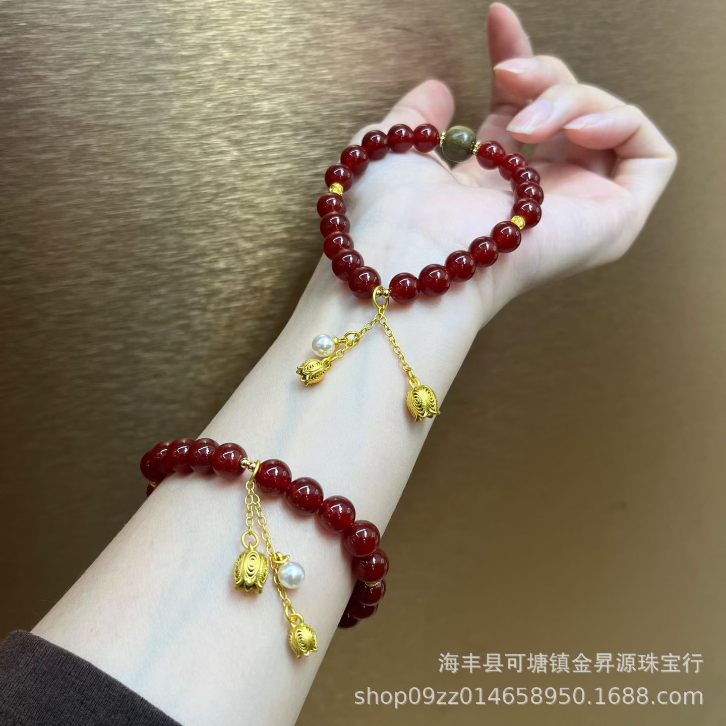 Natural Red Agate Bracelet with Sandalwood Six-Character Mantra, Ancient Golden Lotus Pearl Accessories Bracelet, Trendy Internet Celebrity