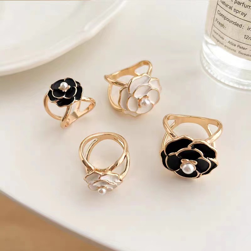 French Vintage Camellia Niche Design Silk Towel Buckle Women's Ring Buckle All-match Decorative Accessories Scarf Buckle