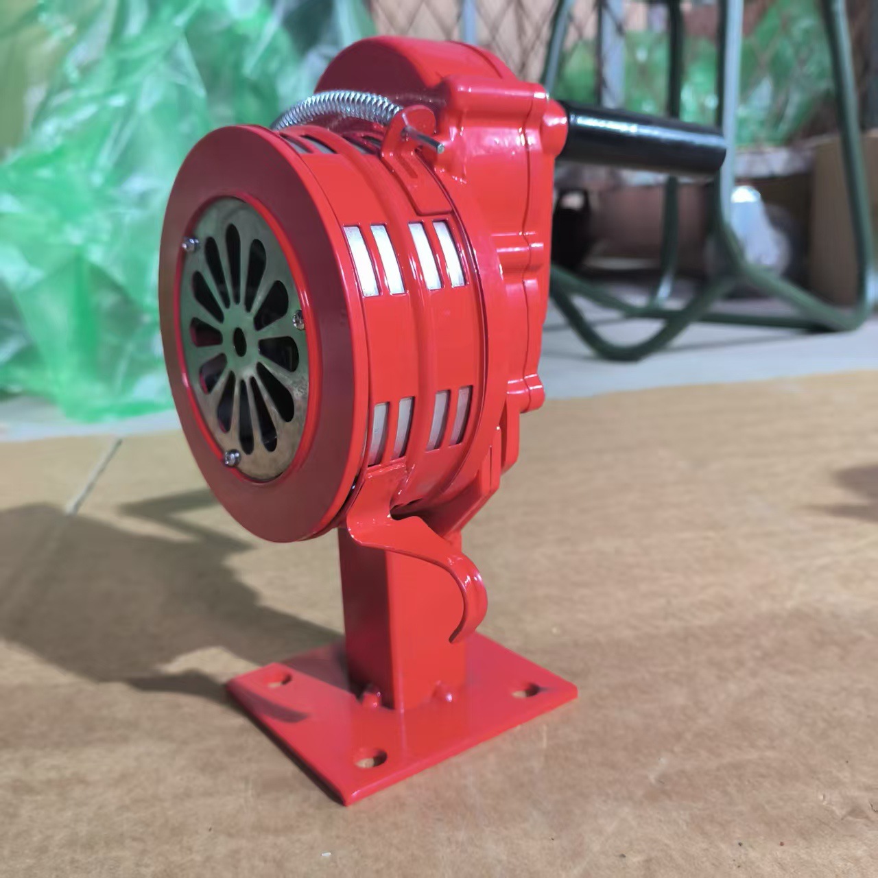 Changtai Hand-Cranked Alarm, Aluminum Alloy Material, Handheld Fire Alarm Lk-100A Hand-Cranked Alarm