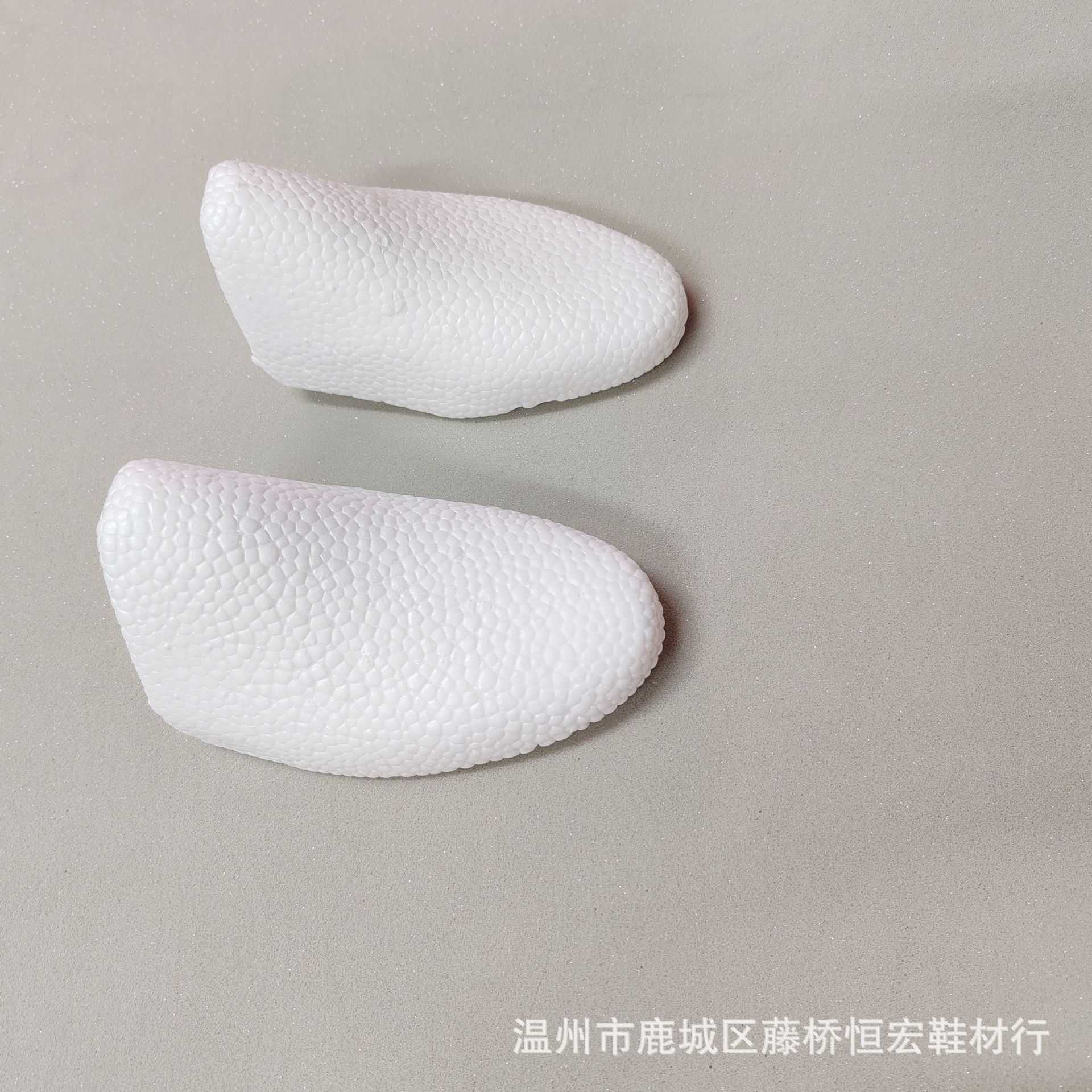 Manufacturer Wholesale Ready-Made Men's Shoe Shaping Foam Shoe Stretcher Casual Sports Business Leather Shoes Universal Shoe Support