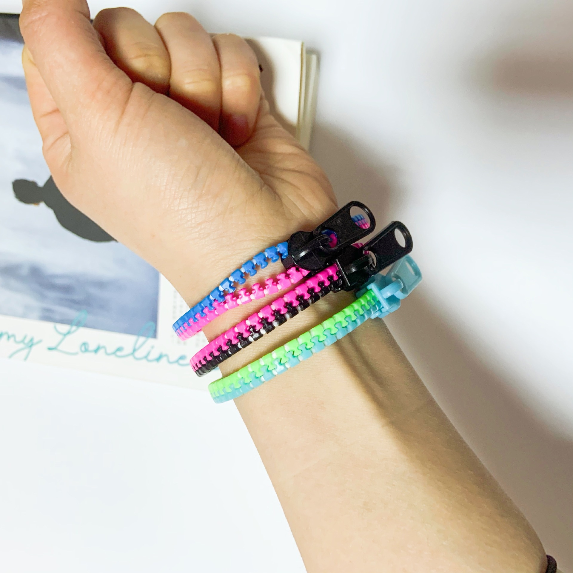 Новый браслет с застежкой, подарок для детей, универсальный продукт, персонализированное пасхальное яйцо