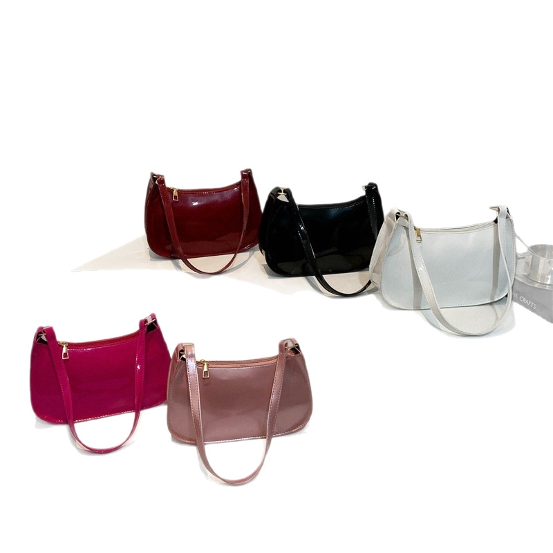 2025 новая простая повседневная сумка подмышку для женщин, стильная маленькая квадратная сумка, модная и универсальная сумка через плечо для коммутирования