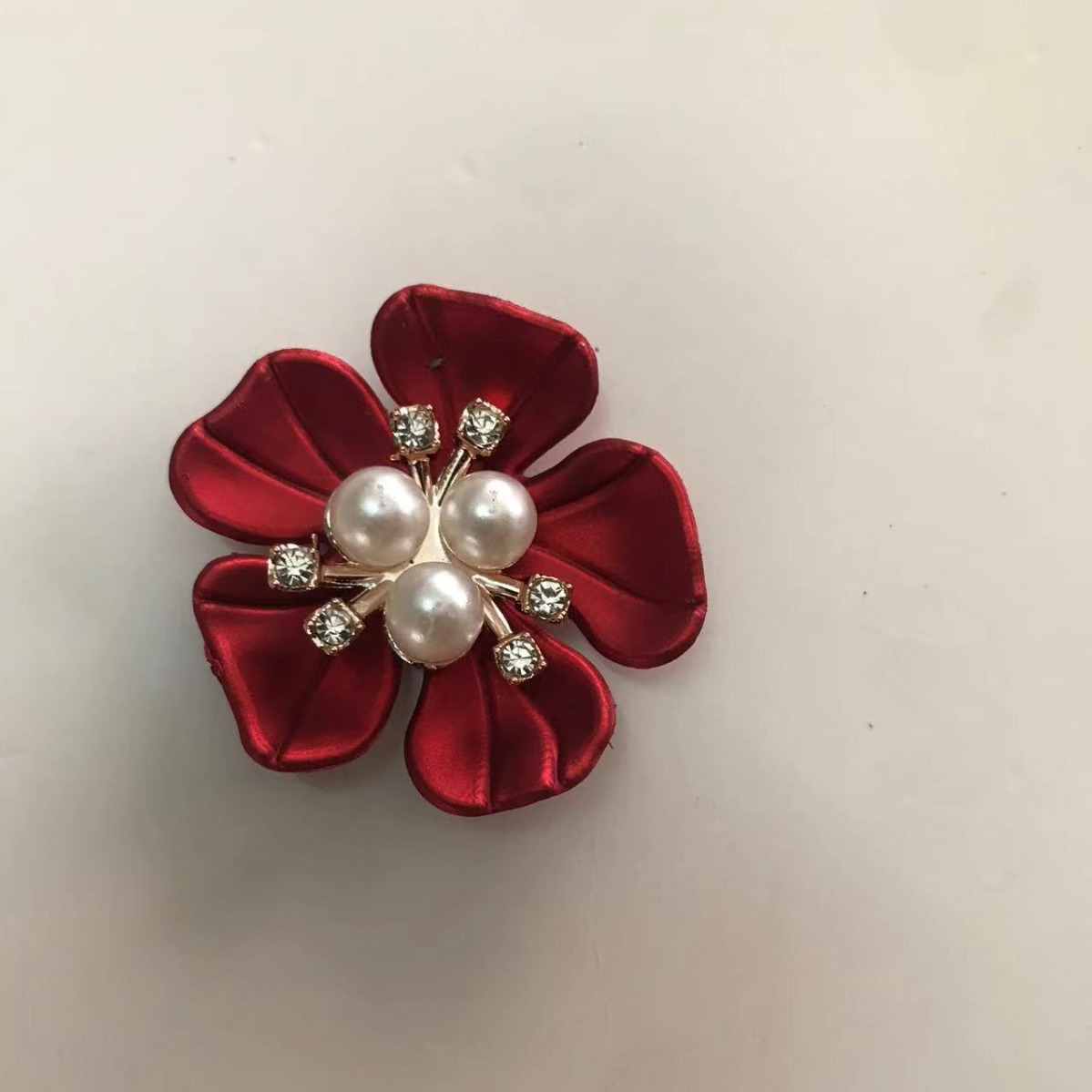 New wedding bride corsage accessories three leaf five Leaf red shell manufacturers wholesale wedding dress accessories
