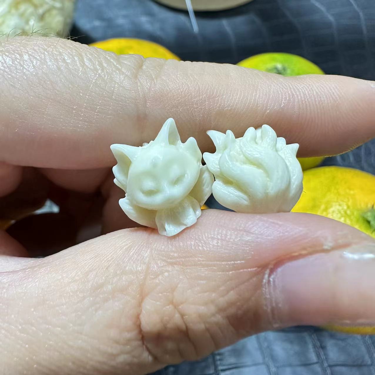 Ivory Fruit Carving with Beads Small Nine-tailed Fox DIY Bodhi Fruit Bracelet Super Cute Cute Accessories Handheld Accessories for Men and Women
