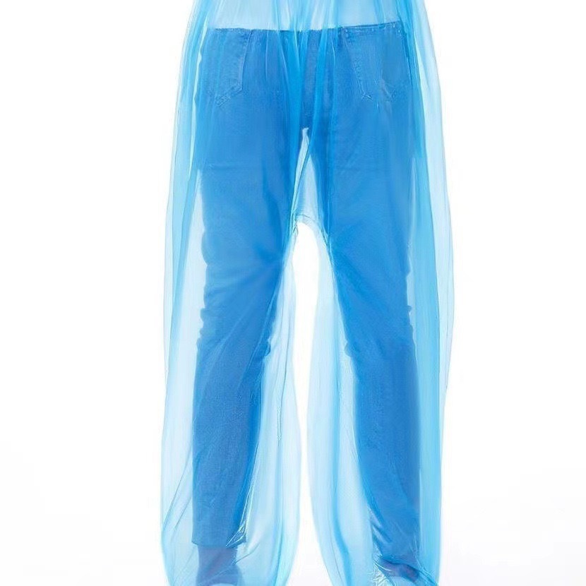 Disposable Rain Pants with Foot Covers, Extended Length, Thickened, Outdoor Raincoat, Rafting, Waterproof and Oil-Proof Pants for Men and Women, Separate Style