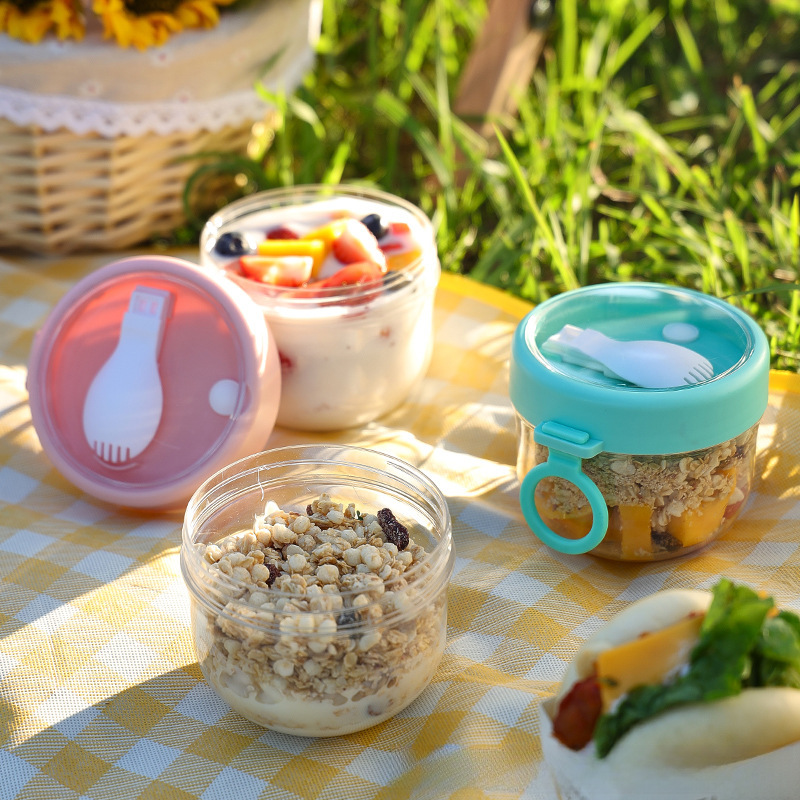 Salad Cup, Oatmeal Cup with Lid and Spoon, Breakfast Cup, Yogurt Cereal Jar, Soy Milk Cup, Sealed Cup, Portable