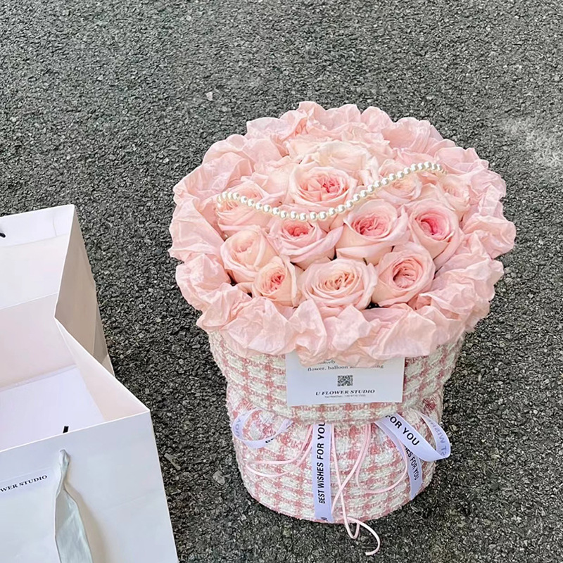 Factory wholesale Plaid Xiangfeng gold silk wool fabric tweed flower packaging woolen fabric shoes hat woolen fabric