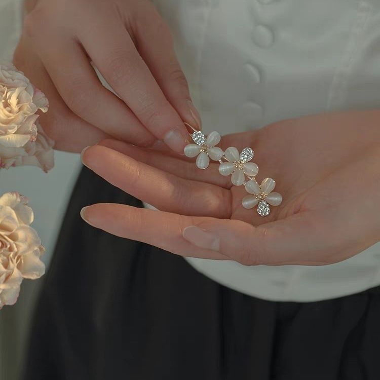 Hairpin for Women with Bangs, Pearl Hair Clip, Hair Accessory 2023 New Model, Side and Forehead, Adult Single Bar