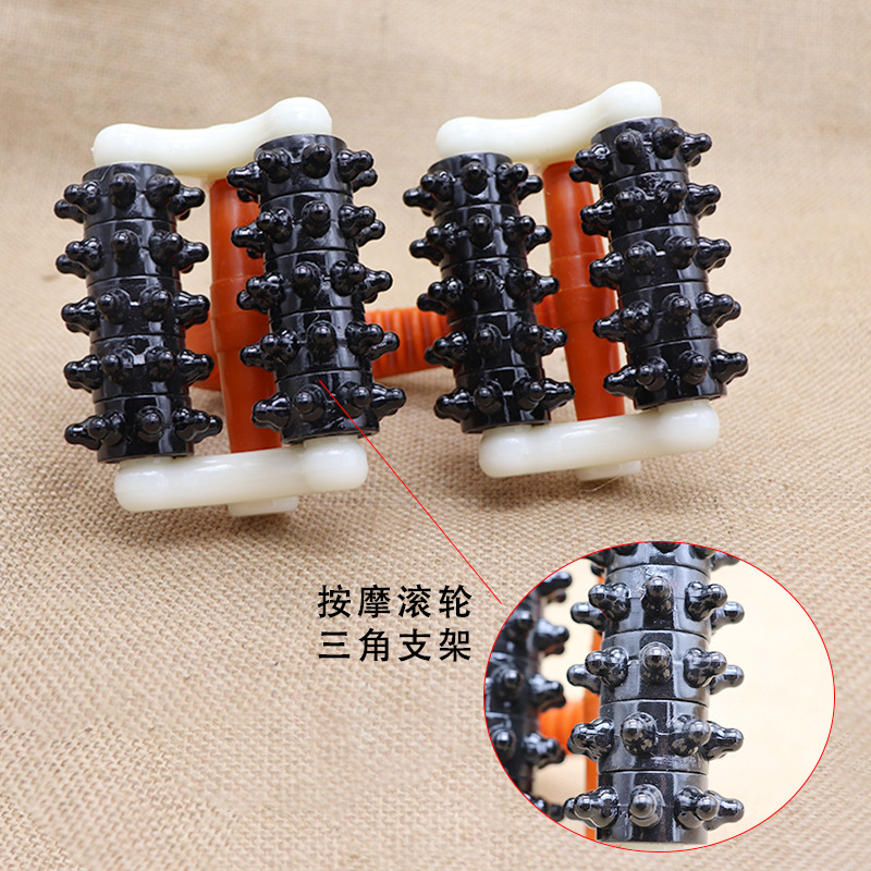 221 manual massager four-wheel massage stick whole body waist back acupuncture point roller moon car foot leg Meridian
