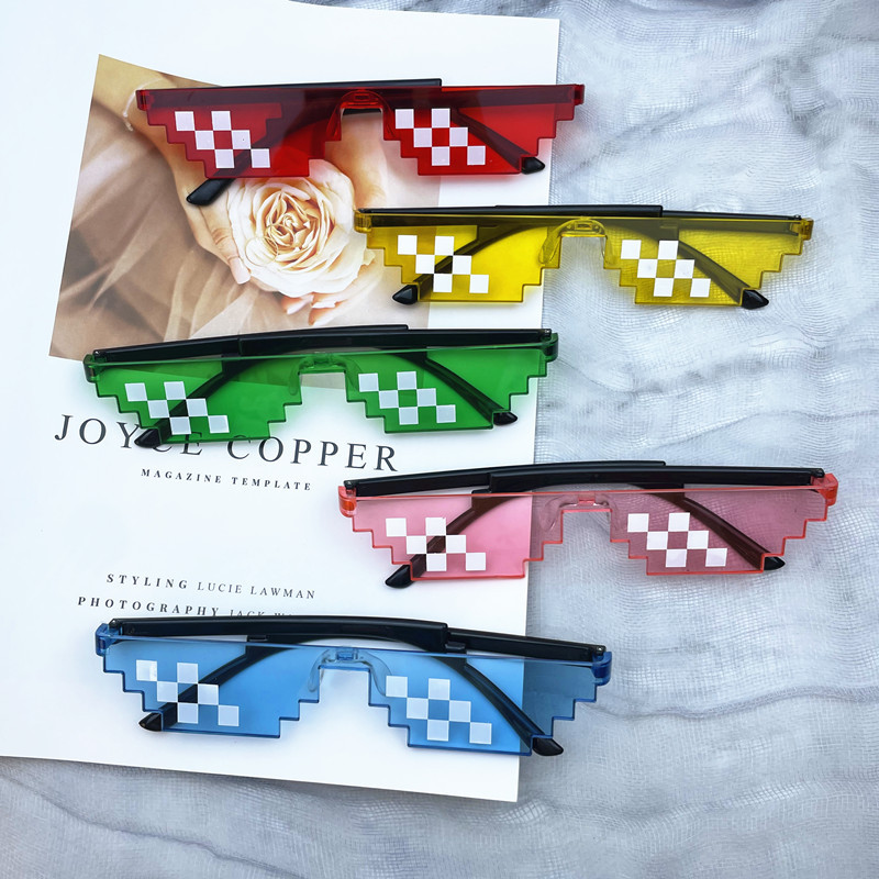 Square Mosaic Glasses Two-dimensional Personalized Pixel Funny Sunglasses One-piece Double-row Mosaic Sunglasses