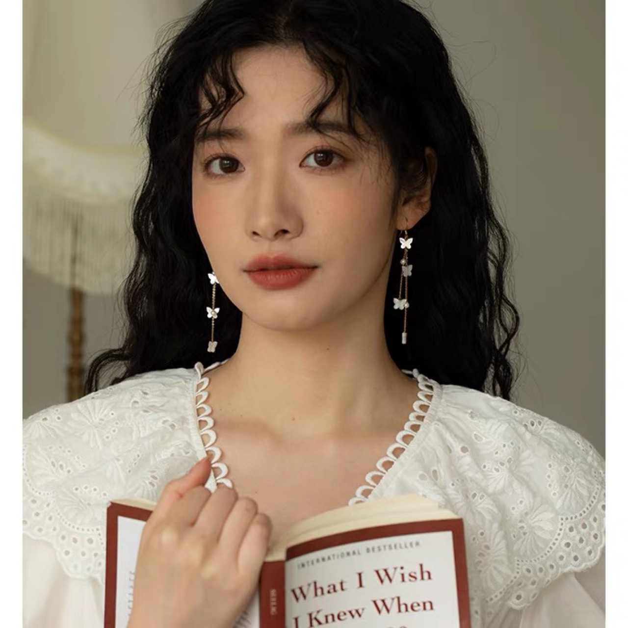 Niche Design Natural Freshwater Pearl 14K Pack Gold White Butterfly Shell Butterfly Earrings Ear Hook 925 Silver Gold Plated Earrings