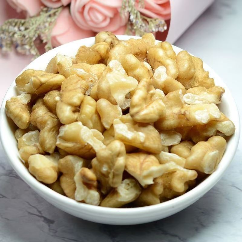 Wholesale - New Walnut Kernels, Freshly Peeled Raw and Cooked Baked Pastries, Mooncake Ingredients, Donkey Hide Gelatin Cake, Soy Milk, Nut Snacks for Pregnant Women
