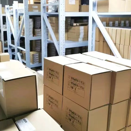 New 6SL3210-5FB10-4UF1 Original Siemens V90 Servo Driver 0.4KW/220V