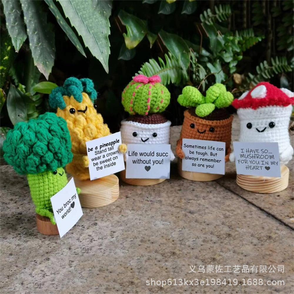 Amazon foreign trade positive energy potato tomato funny expression handmade wool crocheted cucumber vegetable fruit ornaments
