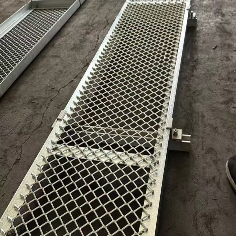 Zinc Aluminum Magnesium Walkway Board S75 S5G Solar Power Commercial Thickeneded Anti-Slip Roof Aluminum Alloy Photovoltaic Walkway
