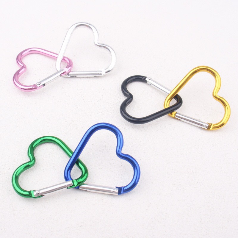 Love Carabiner 44*40mm Outdoor Carabiner Peach Heart Shape Mountaineering Hook Clothing Backpack Buckle Quick Hanging Buckle