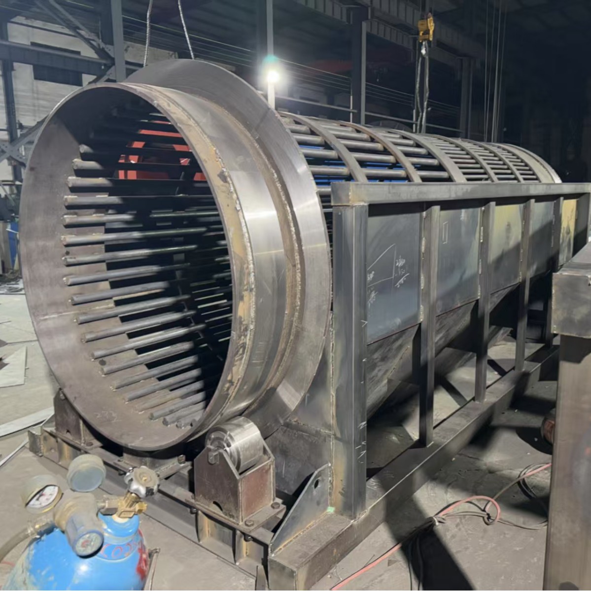 Manufacturer of Sand and Gravel Mineral Screening Shaftless Drum Screen Gear Cylinder Screen Heavy-Duty Pig Cage Separation Sand Tin Ore Equipment