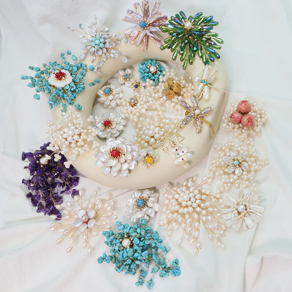 Брошь из натуральных пресноводных жемчужин, универсальная, зимняя, простая цветочная бижутерия