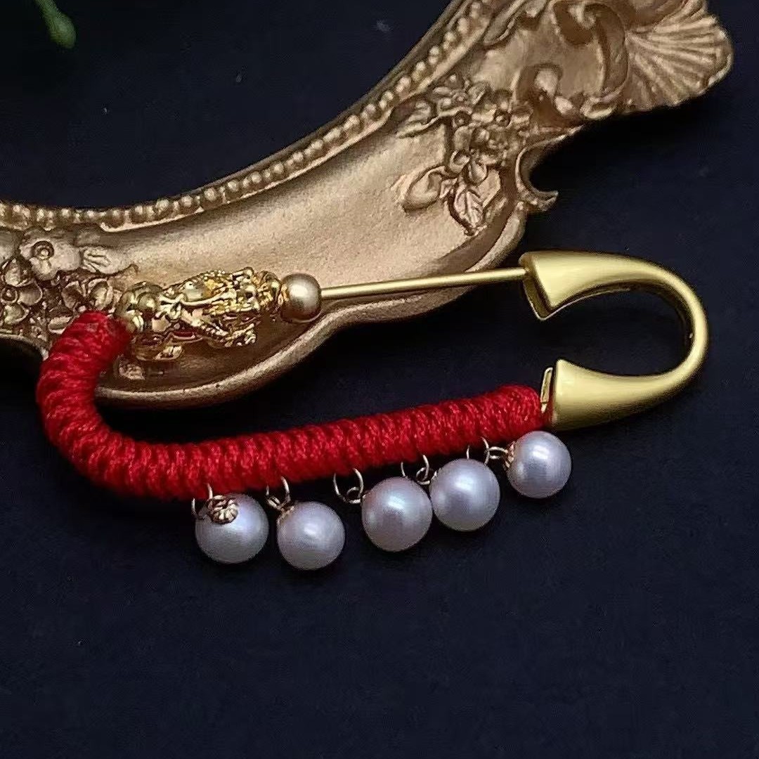 18K Gold Baby Pin to Calm the Little Pixiu Amulet Brooch Pregnant Women Pearl Safety Pendant