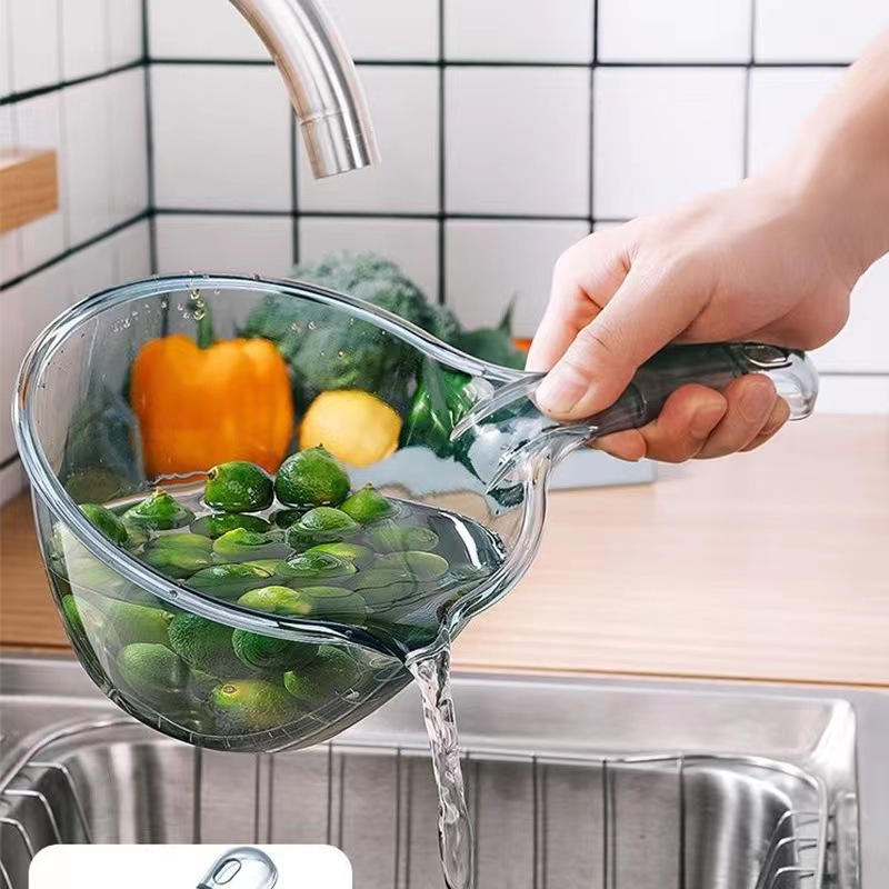 Manufacturer's Transparent Plastic Water Scoop, Drop-Resistant, Thickened and Deepened, Long-Handled Water Scoop for Bathing, Kitchen, Large Water Scoop Wholesale