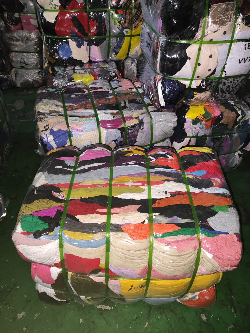 Б/У одежда, экспортируемая в Юго-Восточную Азию и Вьетнам, специальные модные джинсы, футболки и топы, использованная одежда