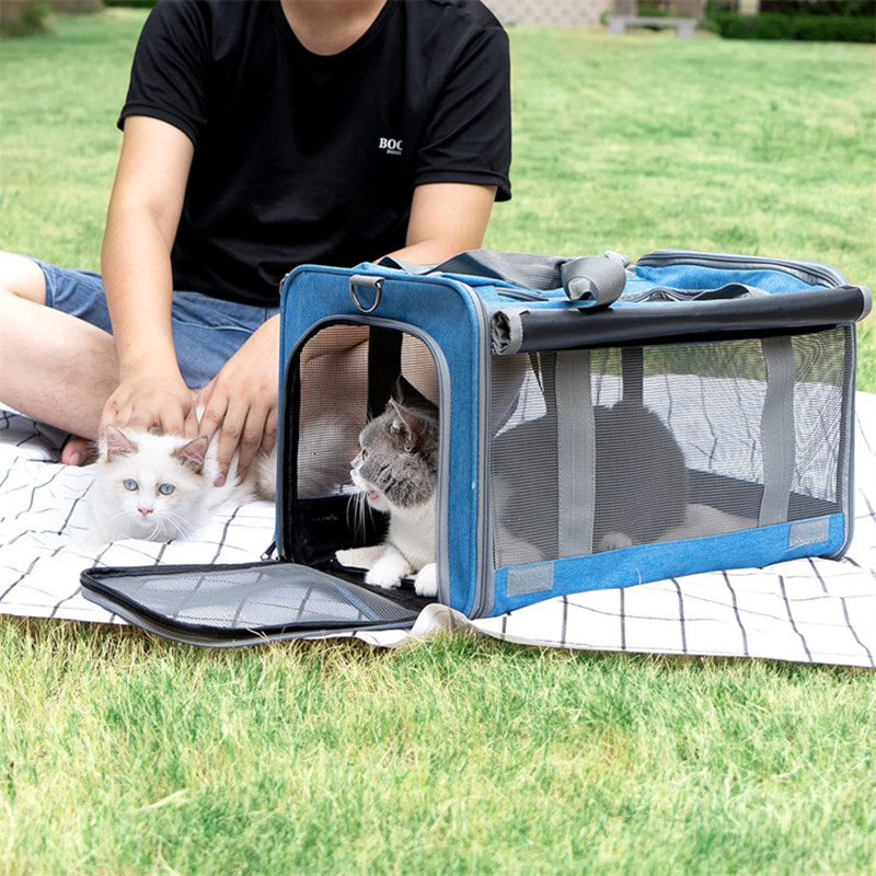 Cat Carrier Bag Is Portable, Breathable, Foldable, Pet Carrier Bag for Small Dogs and Cats, Portable Pet Bag for Travel