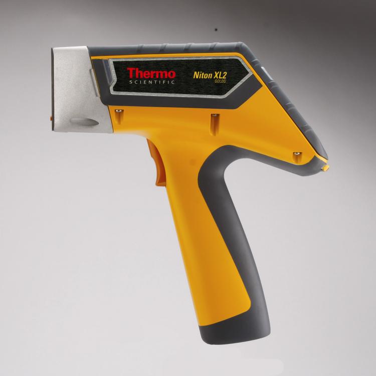 Negotiate the Price of the Thermo Niton Xl3T 700 Handheld Alloy Analyzer Imported from the United States.