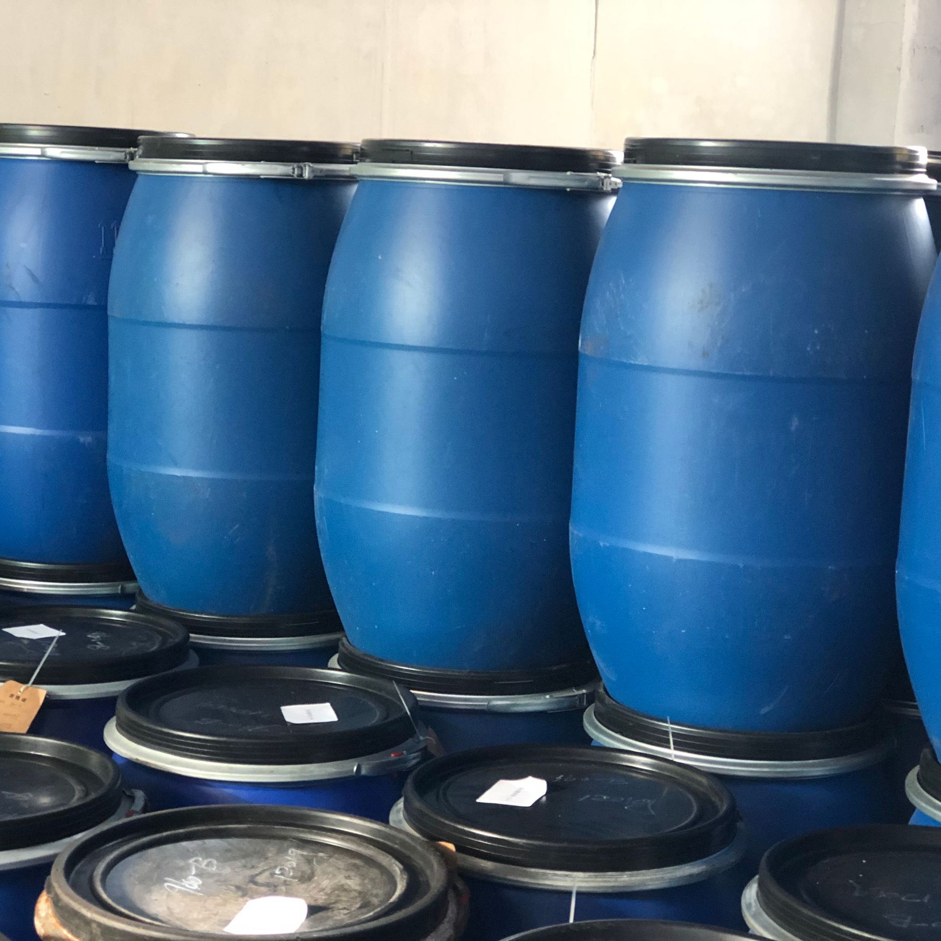 Environmental Protection Carrier Polyester Wool Low Temperature Dyeing Guide Agent Leveling Printing and Dyeing Auxiliary Factory Outlet