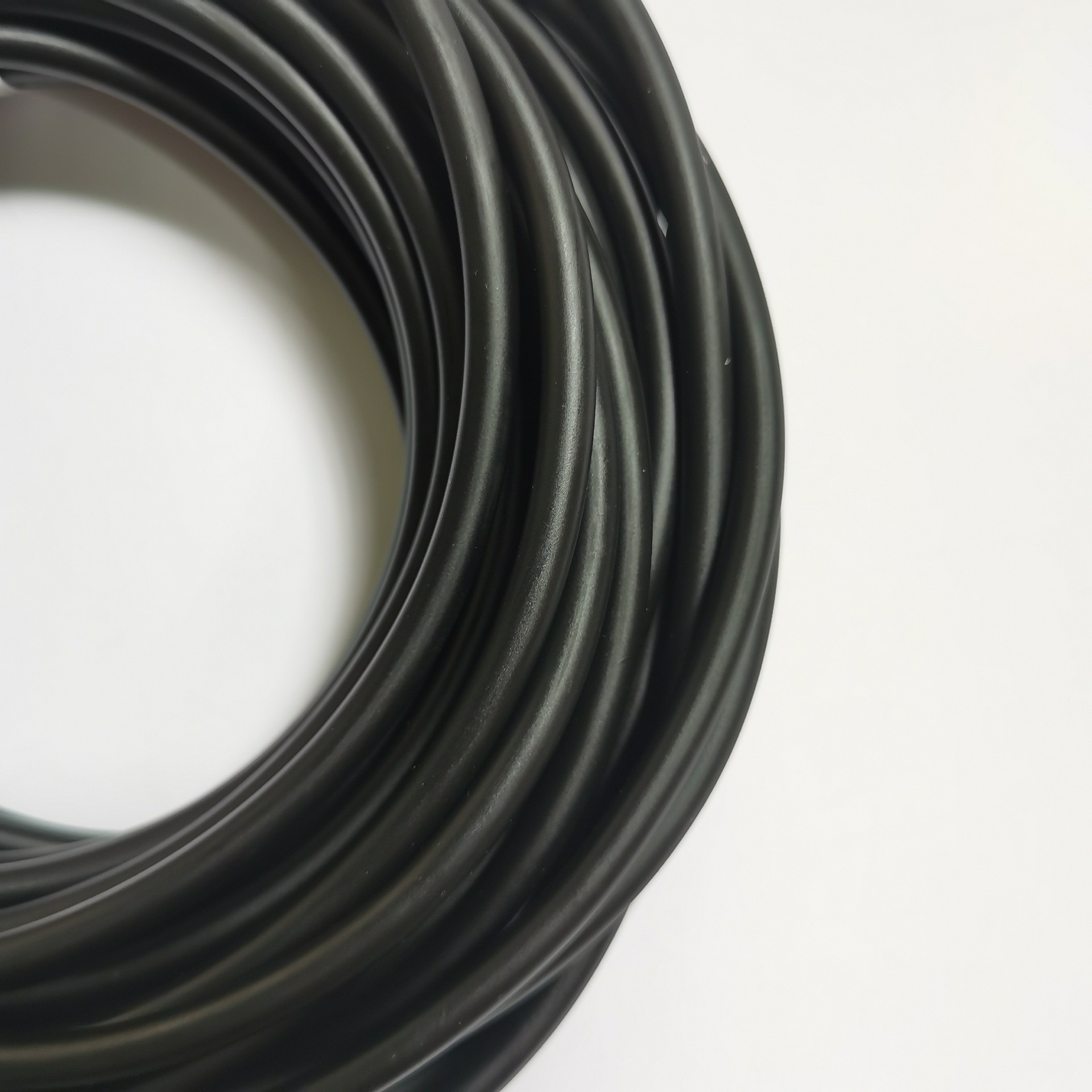 Slingshot Latex Tube Tension Tube Manufacturer Wholesale 2040 Round Rubber Band 2*4 Plain Fitness Elastic Hollow Tube