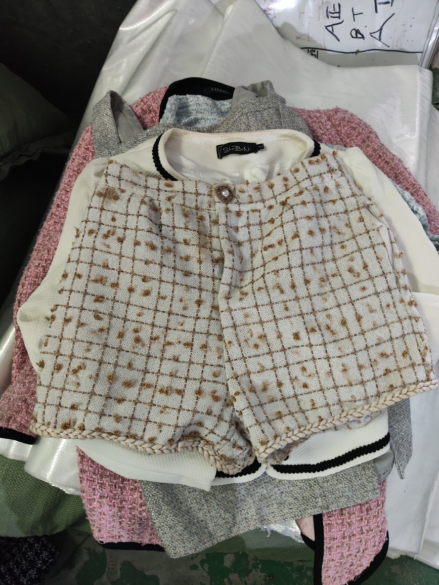 Second-Hand Clothes, Old Tweed French Pink Plaid Small Fragrant Jacket Mixed with Gentle Style Short Top