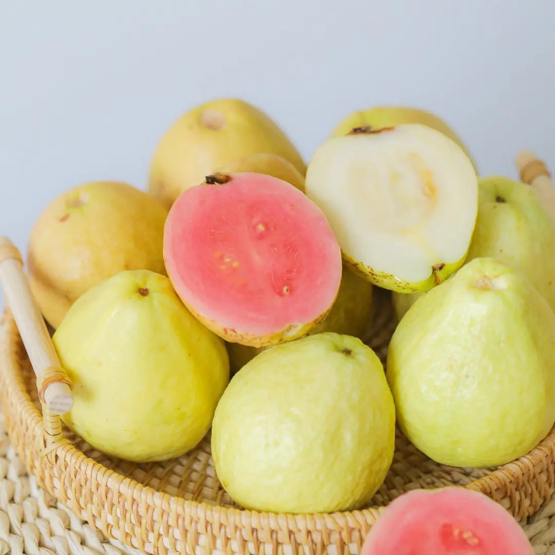 Red Heart White Heart Guava Soft Glutinous Cream Guava Ice Cream Seasonal Fresh Fruit Chicken Shit Fruit Red Heart Guava