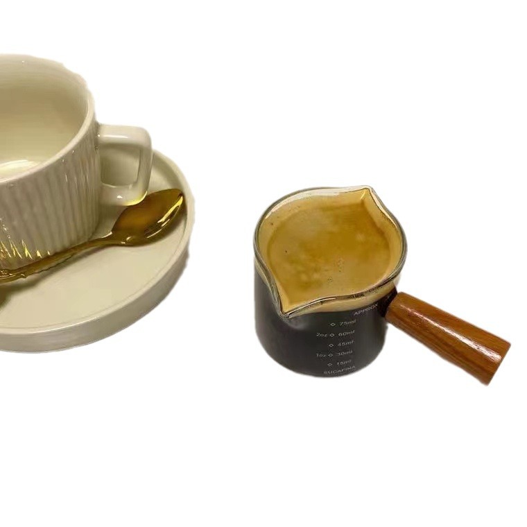 Creative wooden handle small milk cup glass small milk pot sauce saucer wooden handle milk pot mini seasoning dip dish coffee measuring cup