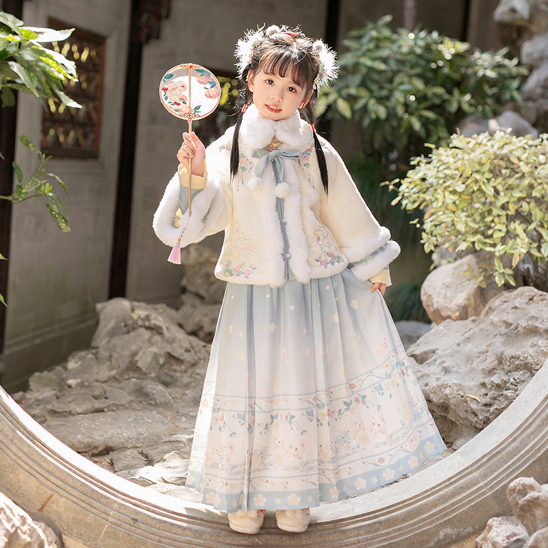 Hanfu Girl Autumn and Winter Mamian Skirt 2025 New Winter Chinese Style Traditional Children's Skirt Ancient Style New Year Outfit