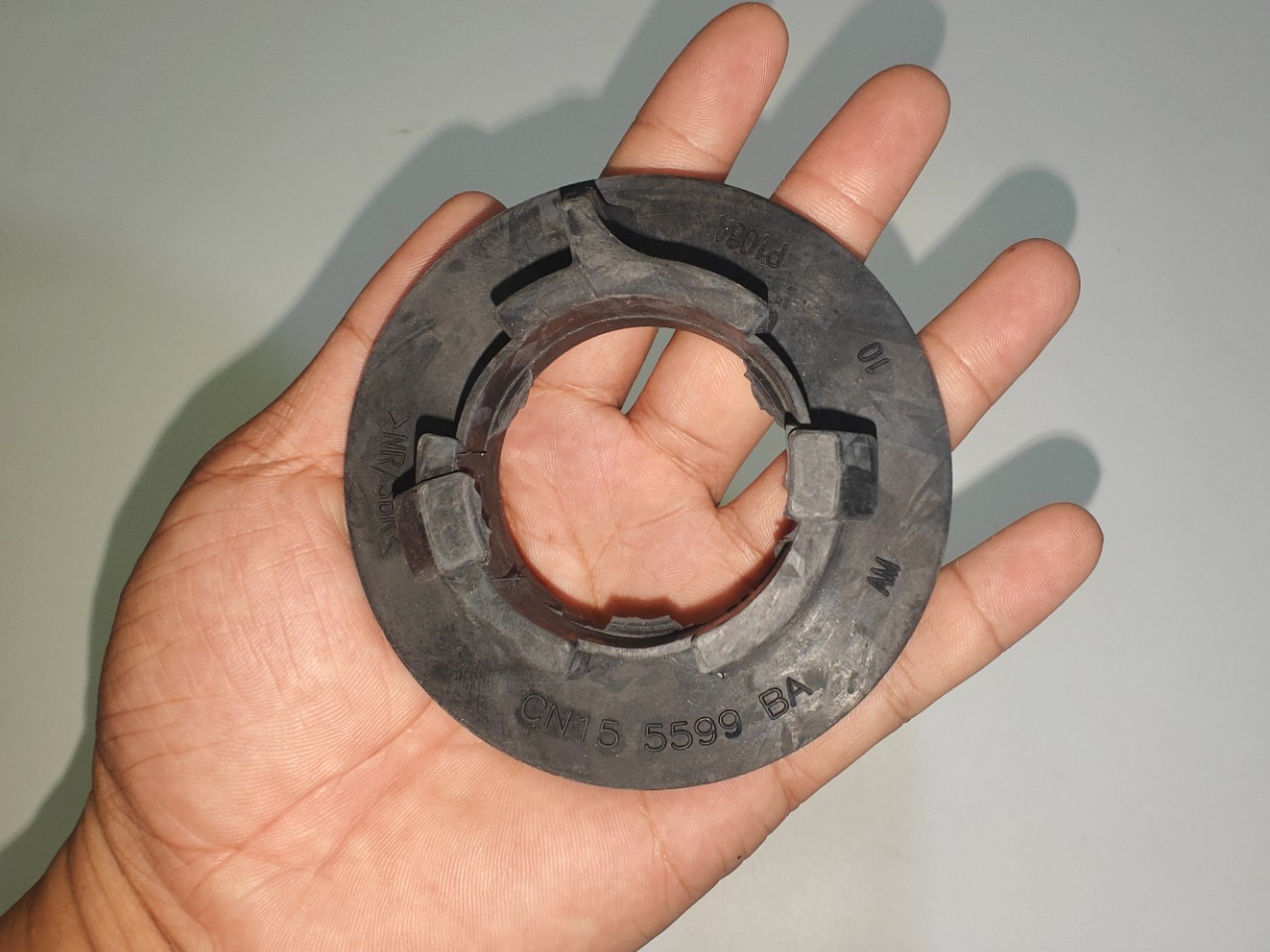 Подходит для Ford Yibo Carnival MK7 задняя пружина ECOSPORT CN155599BA