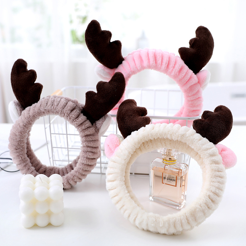 Оптовая миленькая коралловая велюровая повязка на голову для девочек для умывания, макияжа и нанесения масок, маленькие рога оленя