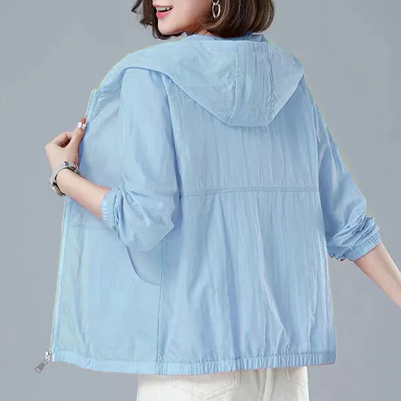 2025 New Summer New Mothers' Sun-protective Clothing for Middle-aged and Elderly Outdoor Breathable Long-sleeved Thin Coat Hooded