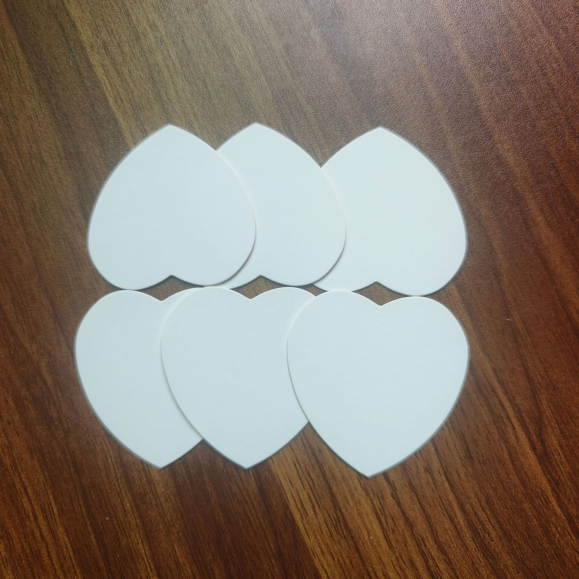 Heart-Shaped Paper Card, Irregular-Shaped Paper Card, Polygonal Paper Card, Printed Paper Card, White Paper Card in Stock