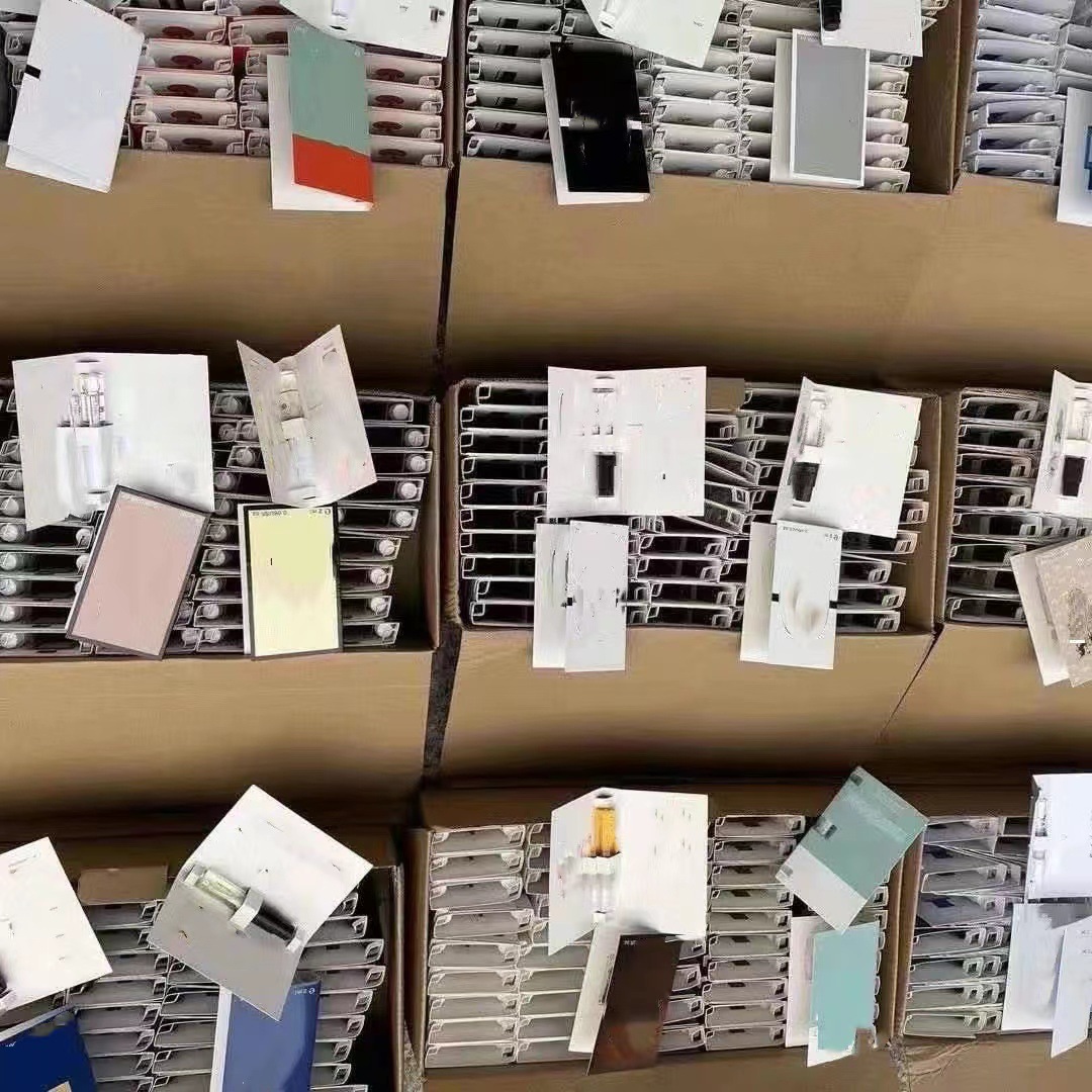 Vietnamese Card Perfume Big Brand 2ml Trial Size Perfume Sample Douyin Popular Night Market Stall Export Perfume