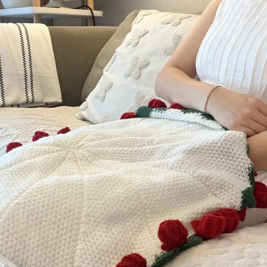 Ready-Made Handmade Blankets, Crocheted Rose Bouquet Blankets, Valentine's Day Gifts for Friends, Wedding Gifts