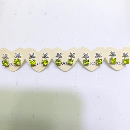 Small Price Natural Crystal Jewelry 925 Silver Needle Inlaid Natural Topaz Amethyst Earrings Korean Style Female Fresh