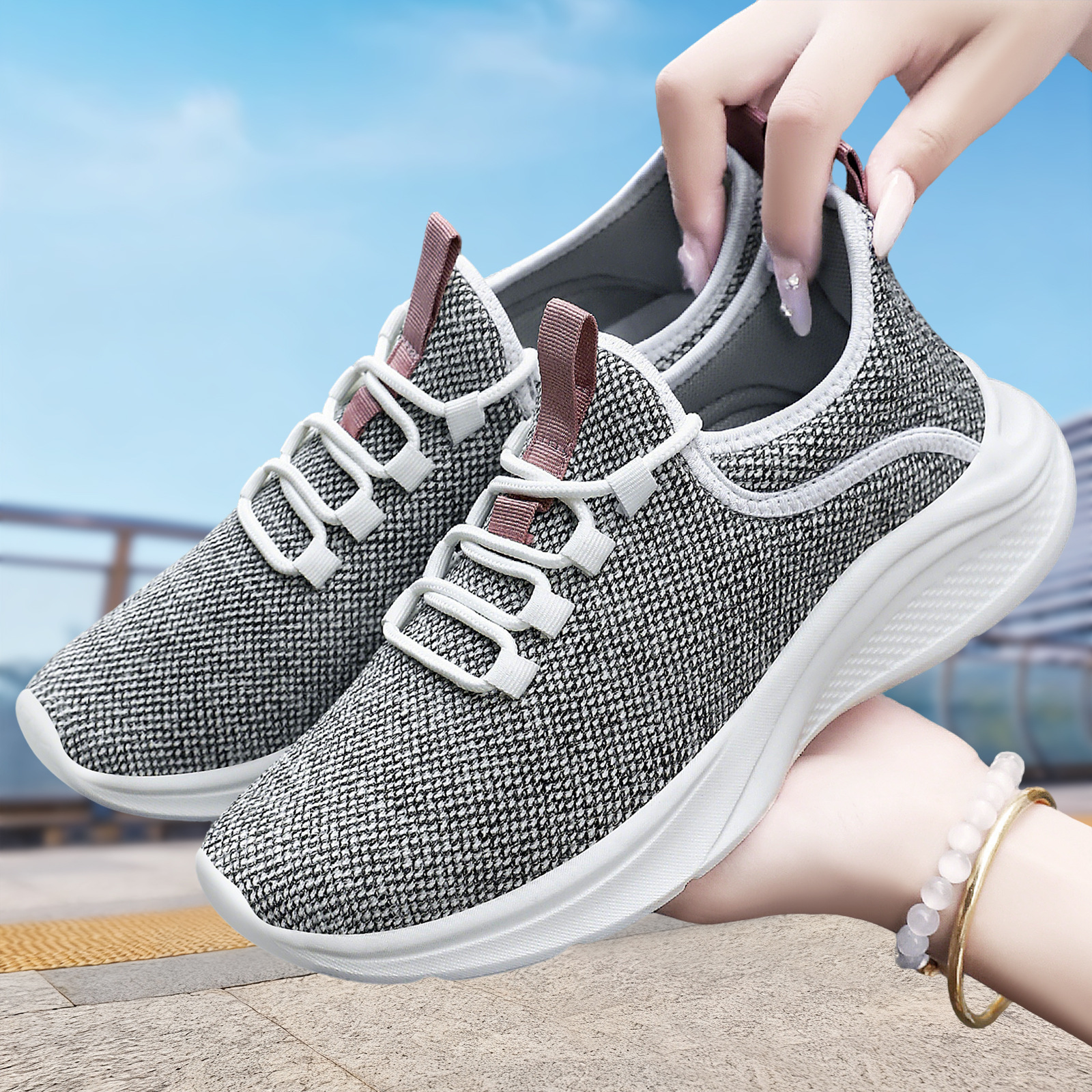 Shoes for Women, Versatile New Women's Casual Sports Shoes, Breathable Walking Mesh Shoes, Soft Soles, Comfortable Fly-Knit Women's Shoes, Dropshipping
