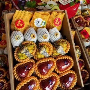 Hainan Tropical High-End Fruit Gift Box, Sf Express Free Shipping, Selected Bird's Nest Fruit, Coconut, Saba Fruit, Fresh