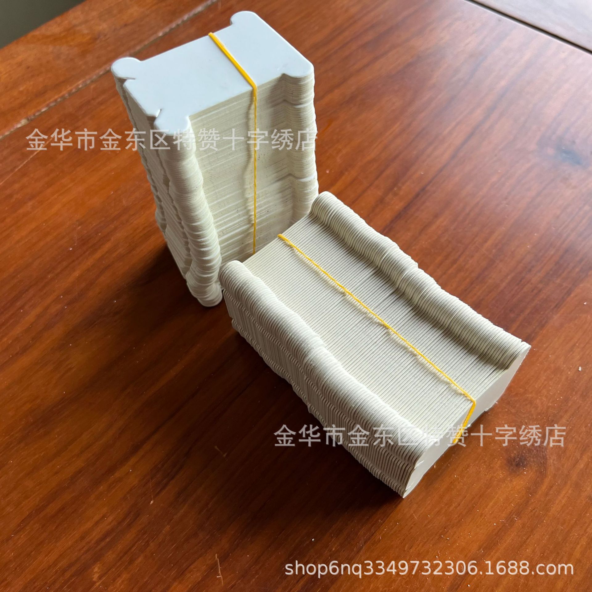 Embroidery Thread Board DIY Cardboard Winding Board for Cross-Stitch Thread Winding, White Board Wholesale 4*5cm Thread Organizer Creative Thread Management