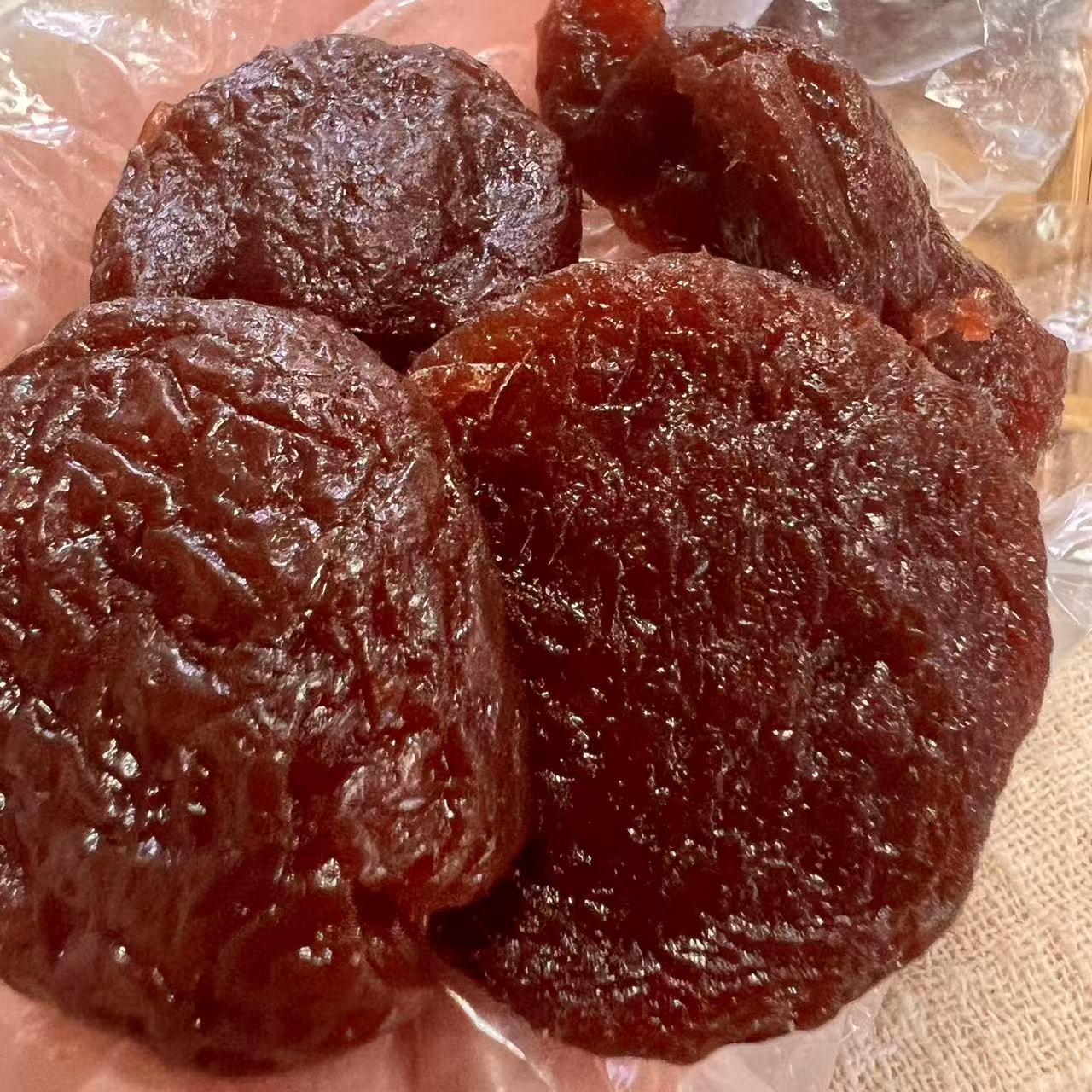 West Lake Yongfeng Wholesale Bulk [June Plum/Plum Stuffed Plum Cake] Soft, Glutinous, Sweet and Sour Snacks