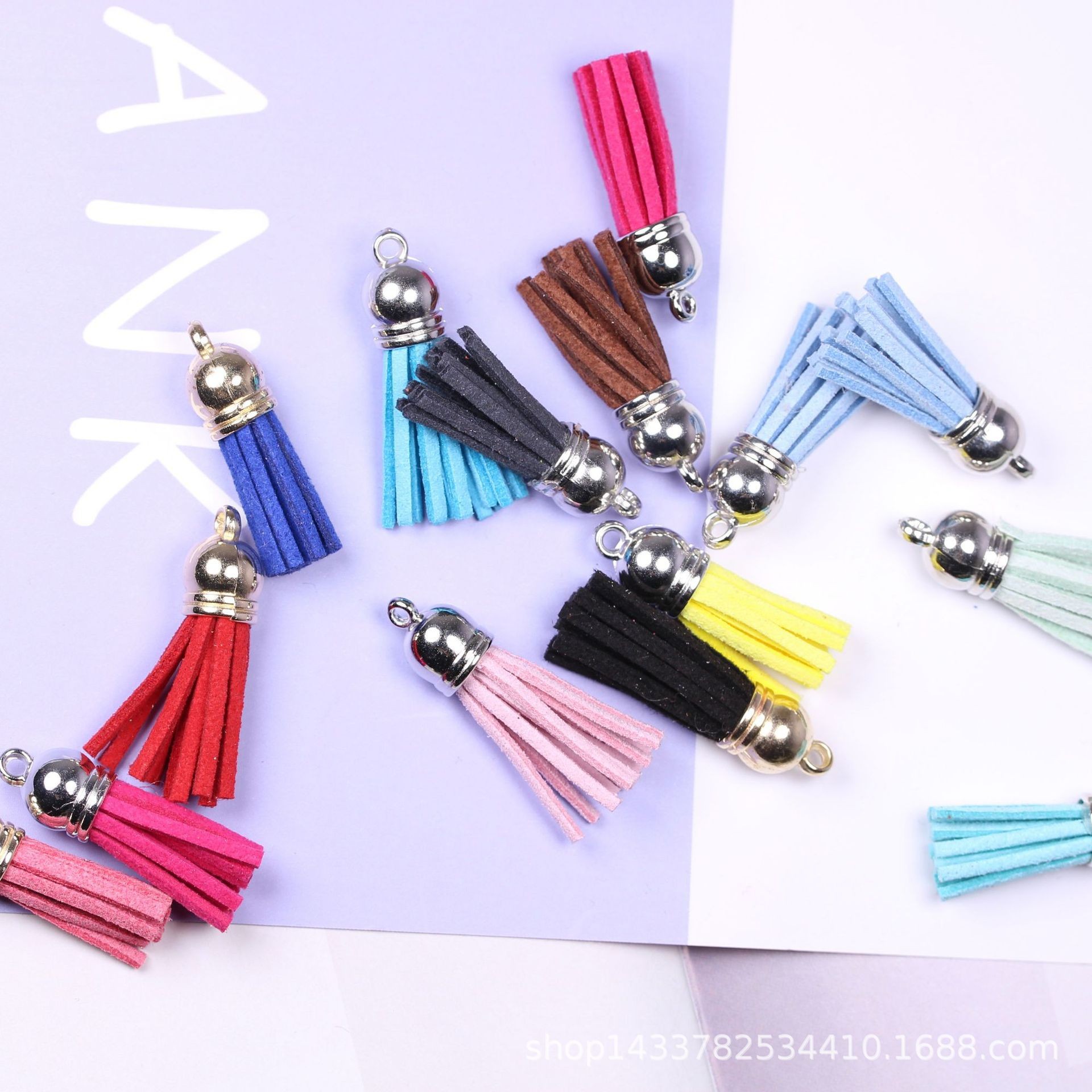 4cm Korean velvet small tassel White K hat head diy jewelry accessories clothing accessories keychain pendant leather pendant