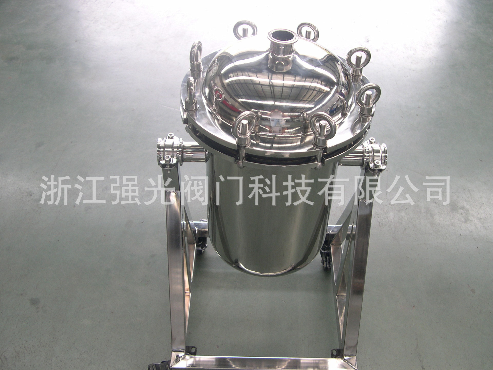 Qgsys Type Stainless Steel Quartz Sand Filter, Activated Carbon Filter, Stainless Steel Anion and Cation Exchanger