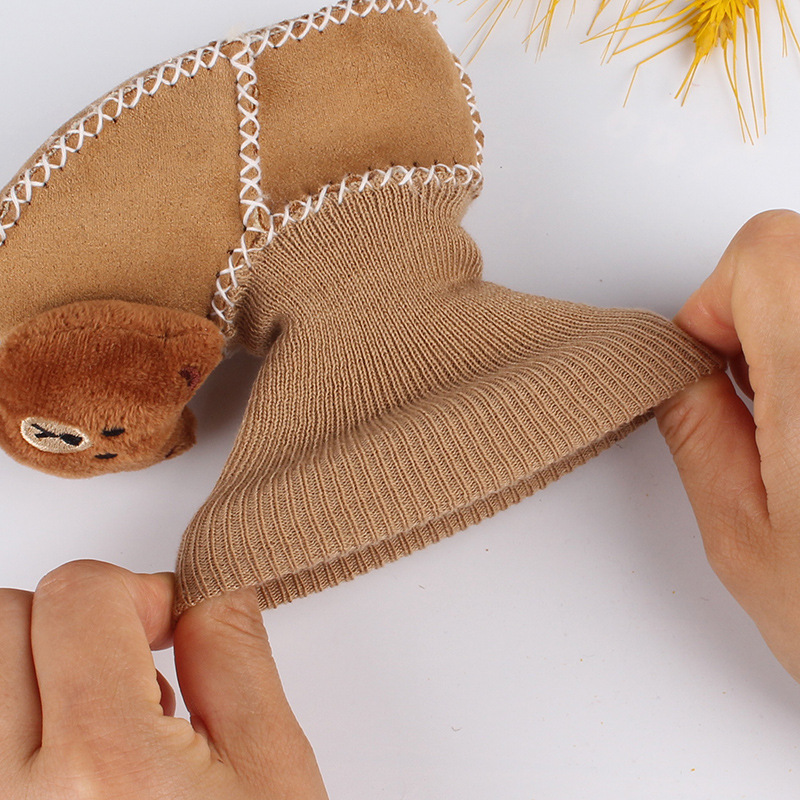 Autumn and Winter Baby Shoes 0-1 Years Old Newborn Fleece-Lined Warm Shoes and Socks Soft Sole Toddler Cotton Shoes That Do Not Fall Off