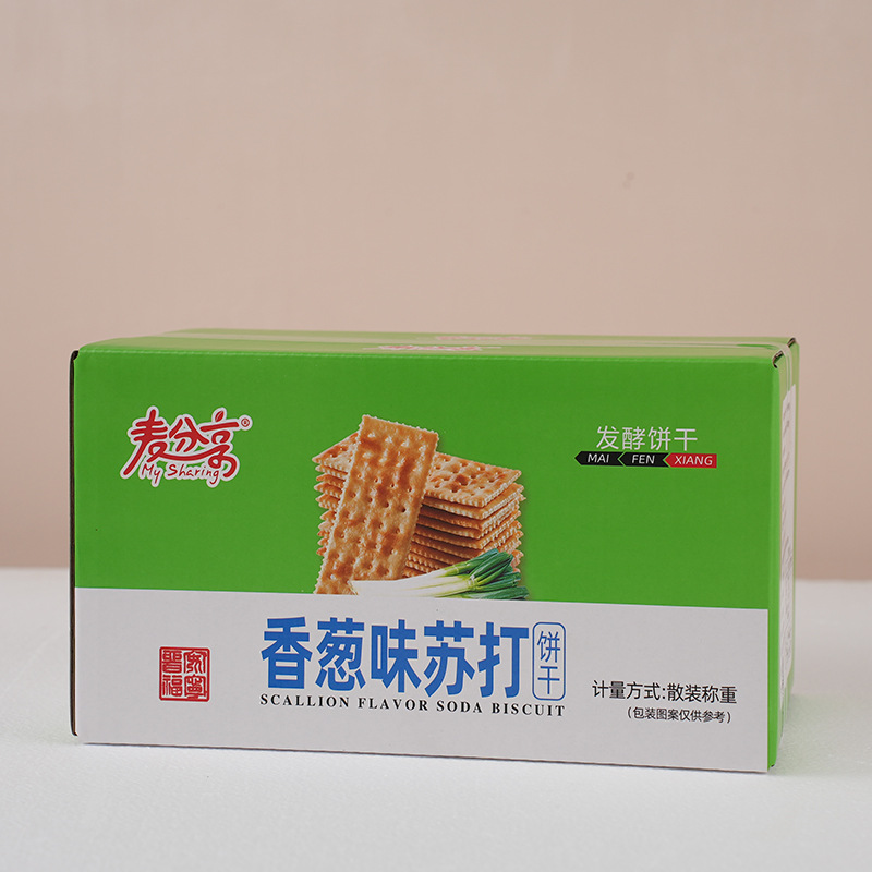Soda Biscuits Combed with Chives Flavor Breakfast Biscuits Salty Snacks Snacks Snacks Snacks in Bulk
