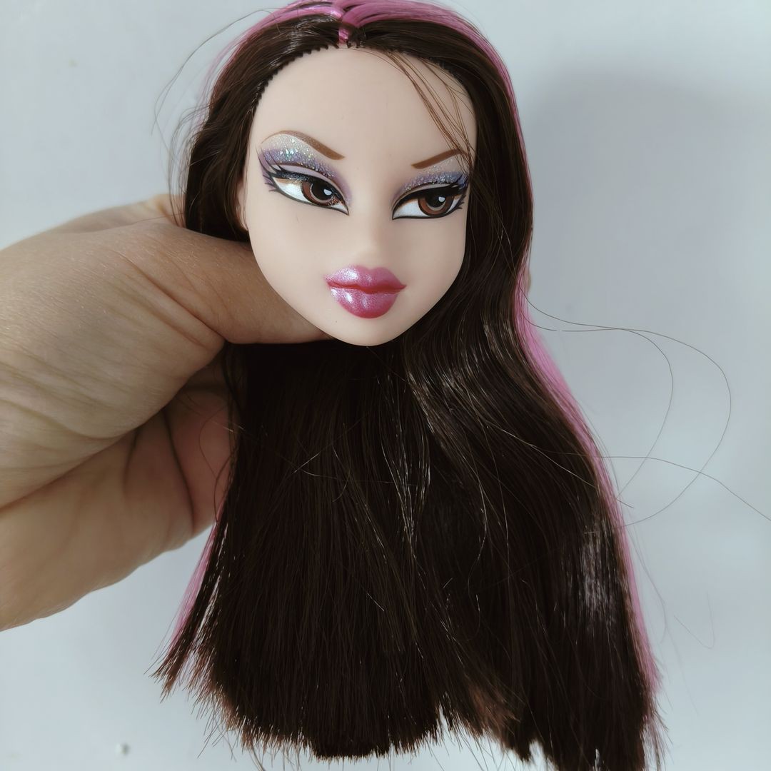 Bulk doll head 6 points genuine foreign trade color hair a variety of cross-border Europe and the United States to change makeup