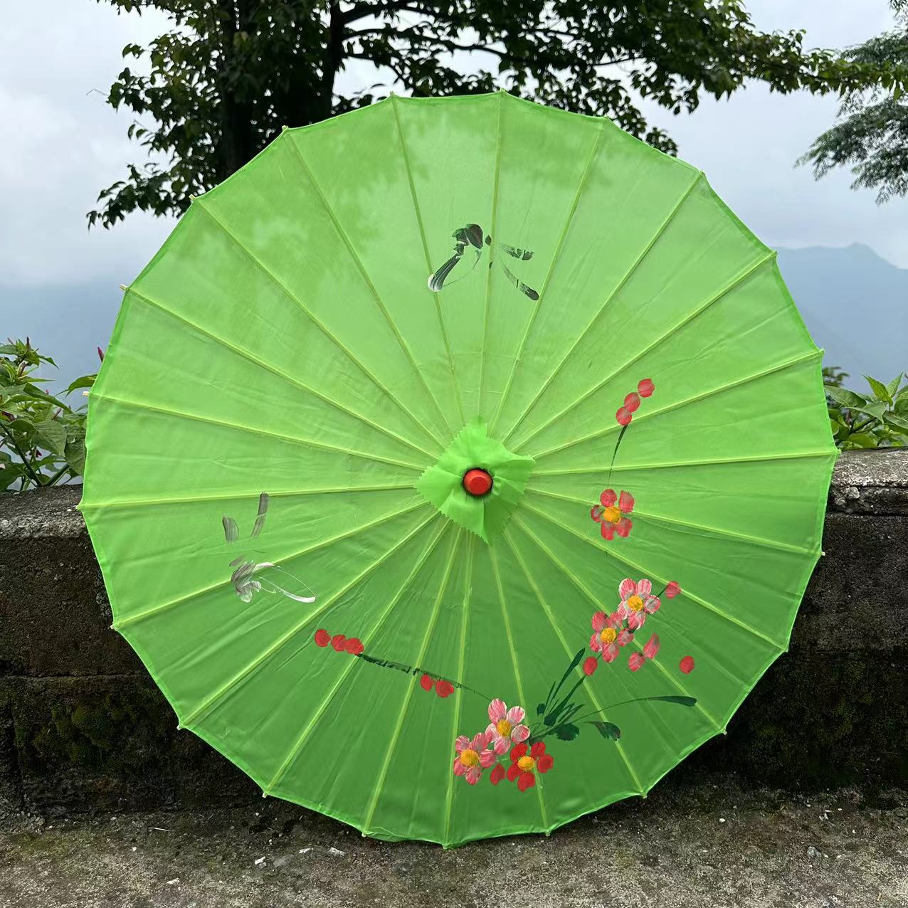 Wholesale craft umbrella dance umbrella costume umbrella cheongsam catwalk silk umbrella suspended ceiling decorative umbrella oilpaper umbrella diy